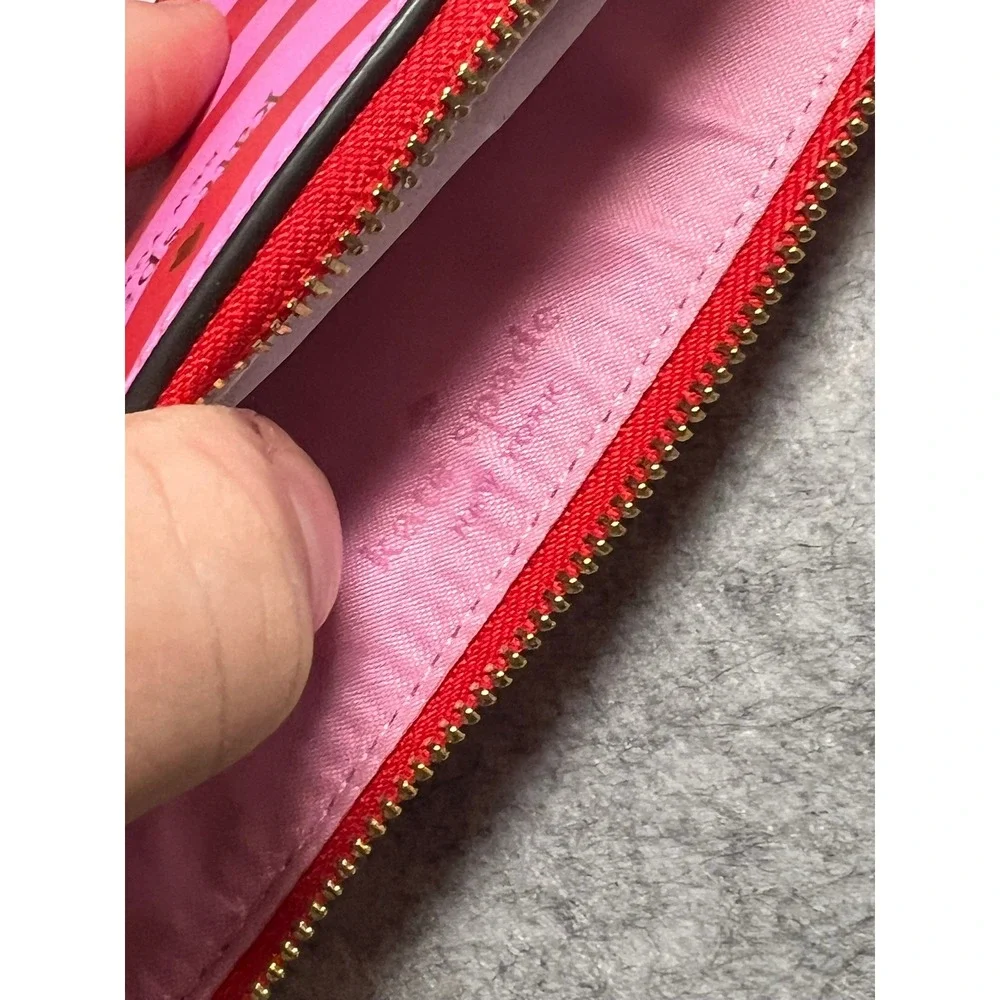 Kate Spade Sticky Situation Cherry Chewing Gum Pink Red Wavy Wristlet Pouch NEW